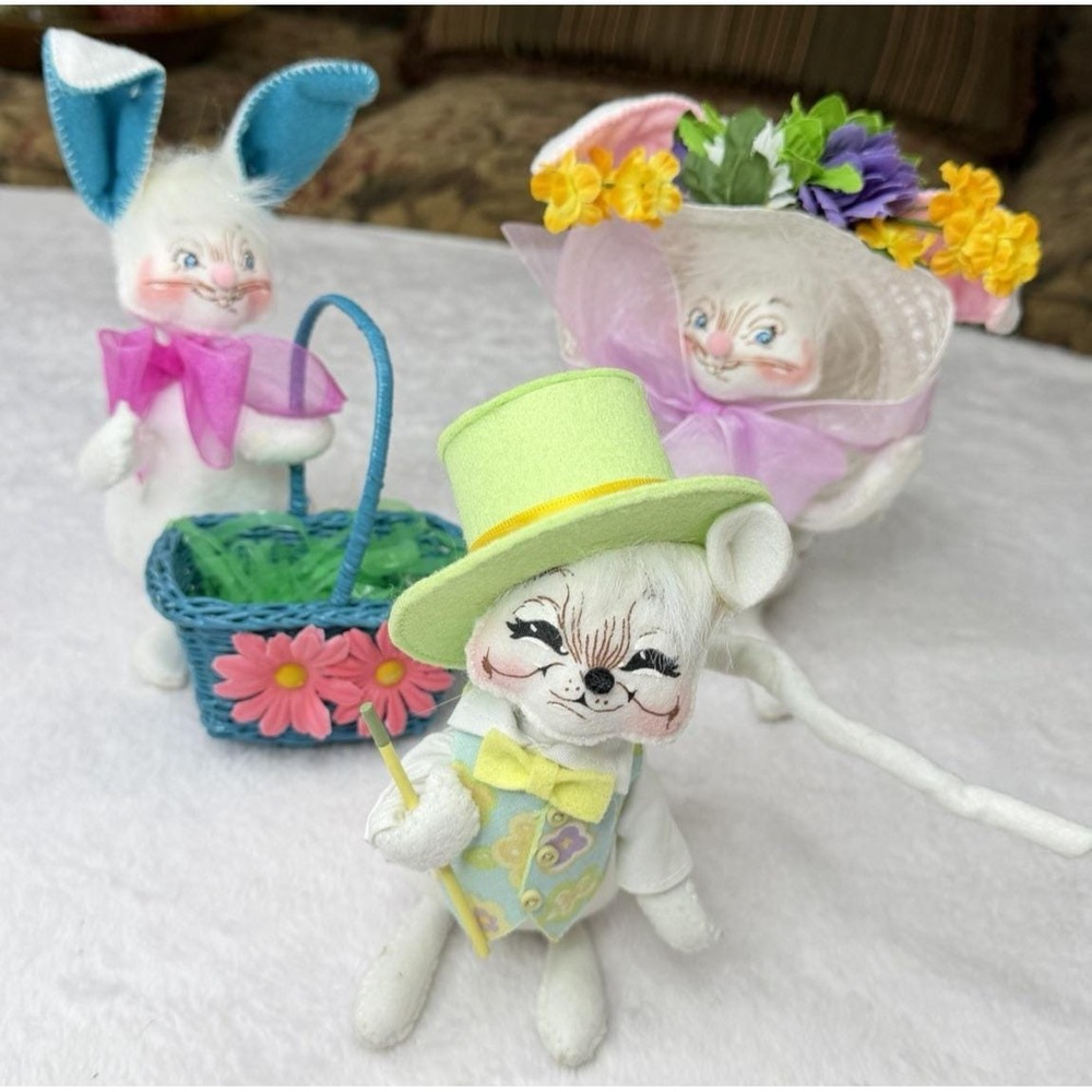 3 Annalee Dolls Lot Easter Theme Bunny. Spring Bonnet, Boy Mobilitee 1990's EUC